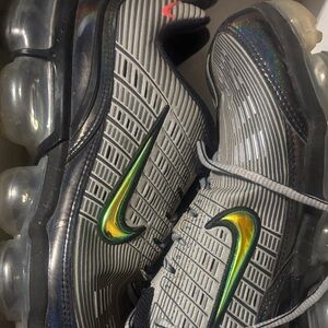Nike Men's Gray and Black VaporMax Shoes